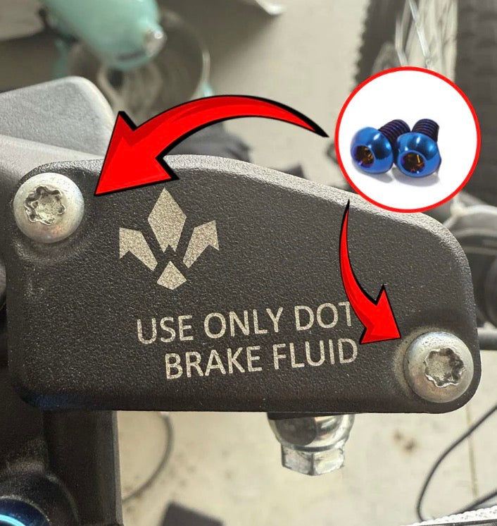 Formula titanum reservoir bolts