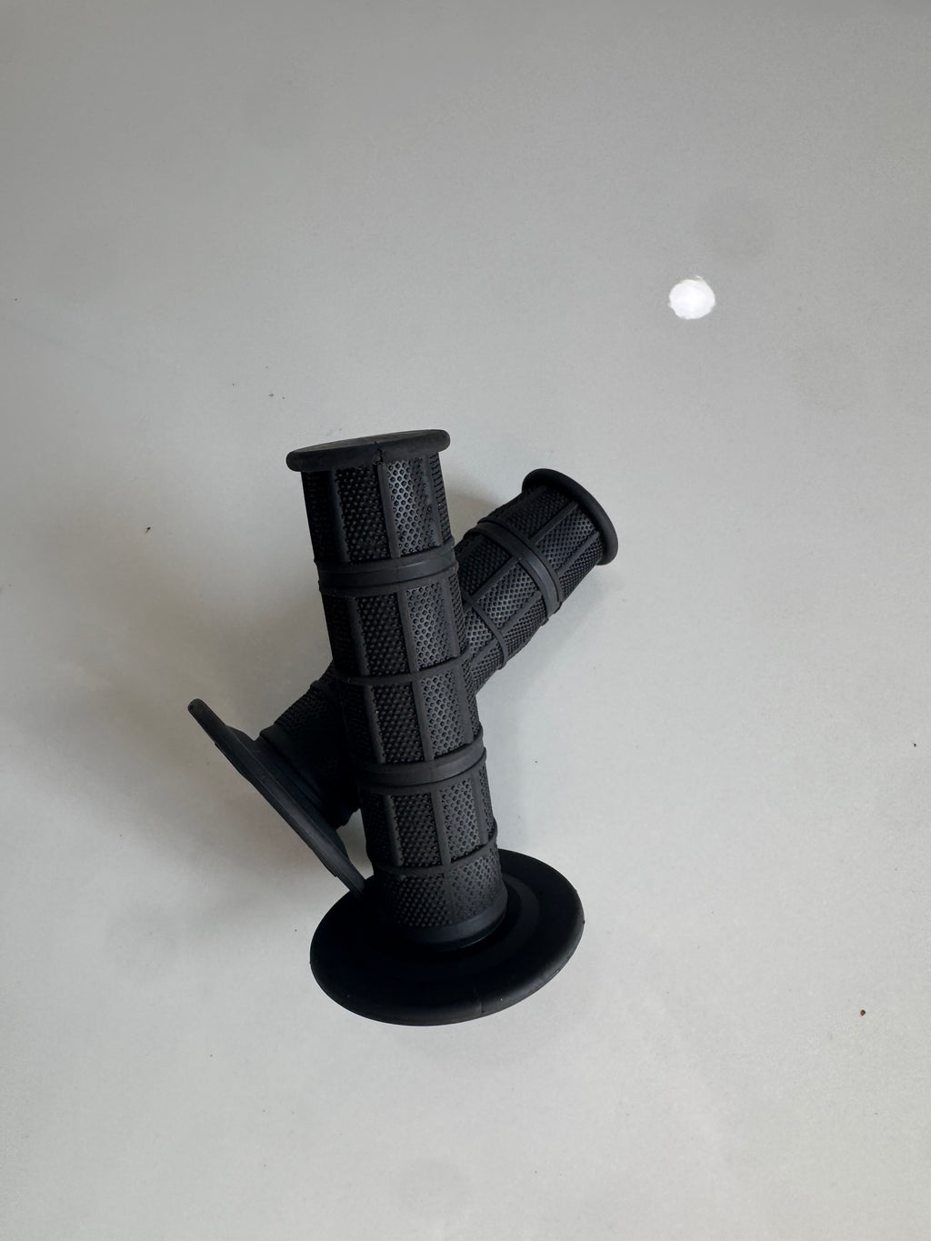 E-bike non slip grips