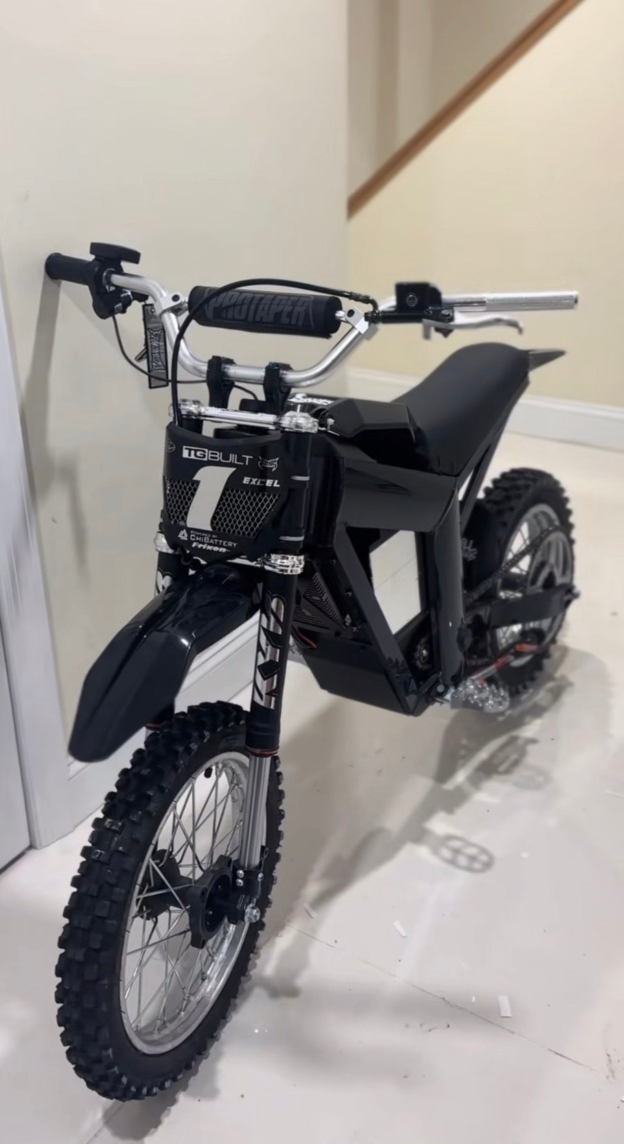 Tuttio, rtr, Super 73, ridstar, macfox bars